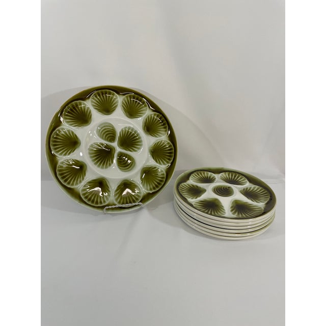 Mid-Century Modern 1950s French Orchies Moulin Des Loups Oyster Plates With Platter - Set of 7 For Sale - Image 3 of 17