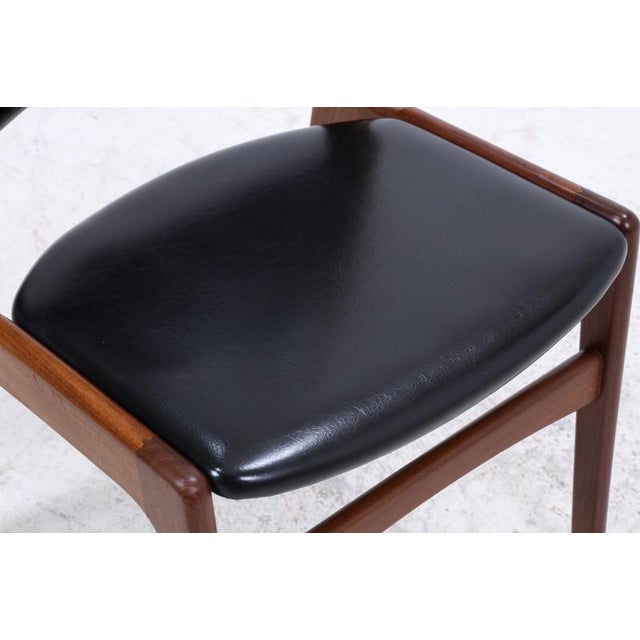 Brown Mid-Century Danish Model 89 Chairs in Teak and Leatherette by Erik Buch, Set of 4 For Sale - Image 8 of 14