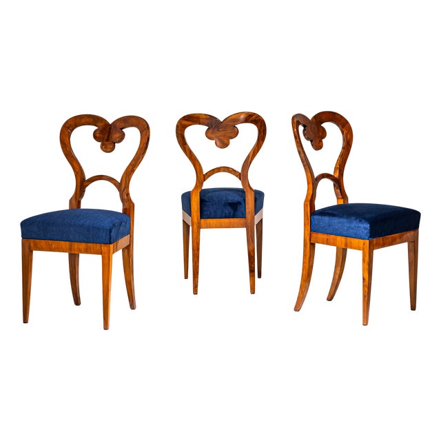 Biedermeier Side Chairs in Walnut, Austria, 1830s, Set of 3 For Sale