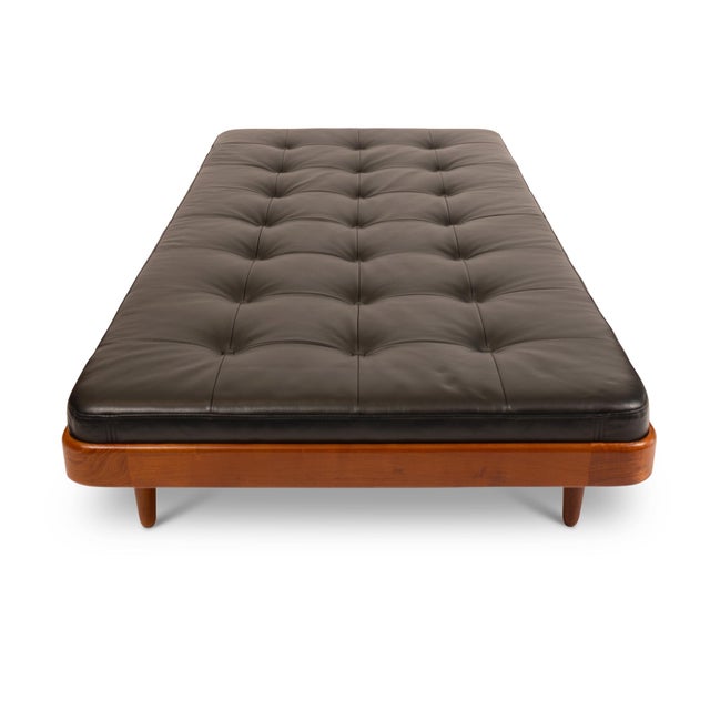 Wood Vintage Mid-Century Modern Teak Daybed in Black Tufted Leather For Sale - Image 7 of 8