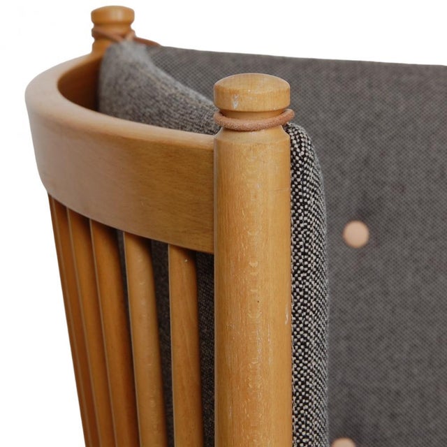 Spoke-Back Sofa in Gray Hallingdal Fabric by Børge Mogensen for Fritz Hansen, 1970s For Sale - Image 17 of 18