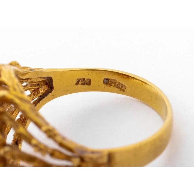 18k Yellow Gold Faux Coral Ring For Sale In New York - Image 6 of 6