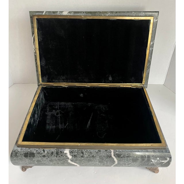 Mid-20th Century Green Marble Hinged Box With Brass Mounts & Black Felt Lining For Sale - Image 11 of 12