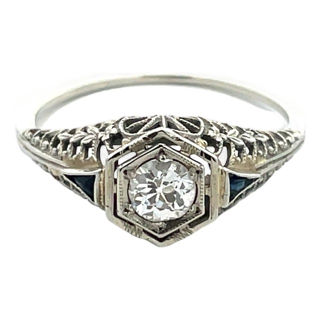 Antique 18k Gold Art Deco Diamond & Blue Sapphire Filigree Ring, Size 8 For Sale