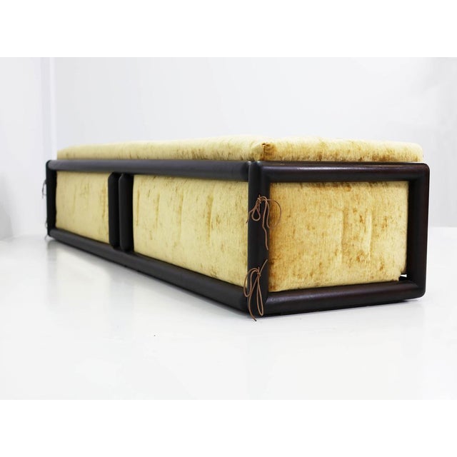 Large Cornaro Sofa in Simon Velvet by Carlo Scarpa for Simon by Dino Gavina, Italy, 1969 For Sale - Image 6 of 11