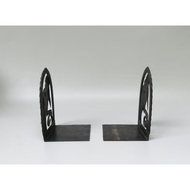 Art Nouveau Wrought Iron Book Supports Marabu in the style of Edgar Brandt, 1890s, Set of 2 For Sale - Image 5 of 18