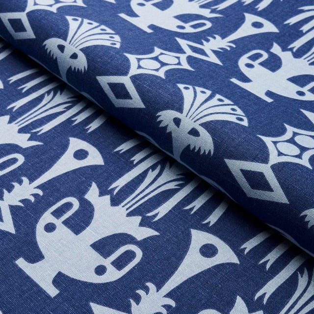 Schumacher SAMPLE - Schumacher X Drusus Tabor Fountain Grass Fabric In Blues For Sale - Image 4 of 4