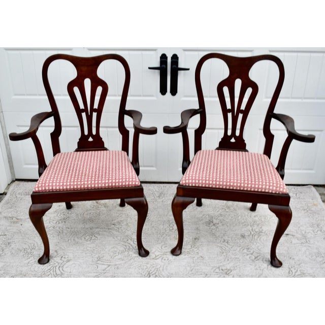 1920s Antique Mahogany Chairs Queen Anne Style Burl Wood Armchairs Pair For Sale - Image 5 of 13