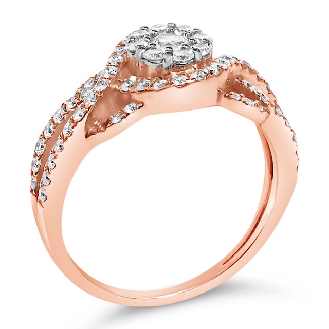 Contemporary 10K Rose Gold 3/4 Cttw Diamond Floral Cluster Head and Twisted Shank Cocktail Ring (H-I Color, SI1-SI2 Clarity) - Size 8 For Sale - Image 3 of 6