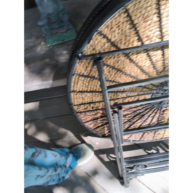 Vintage Hollywood Regency Woven Wicker and Wrought Iron Round Tray Table. For Sale - Image 10 of 16