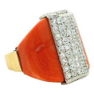1970s Italian 18k Gold Coral & 1.50 Carat Diamond Cocktail Ring, Size 7.25 For Sale