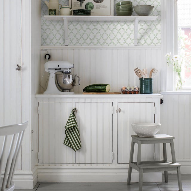 Mid-Century Modern SAMPLE - Boråstapeter Trellis Leaves Wallpaper In Leaf For Sale - Image 3 of 3