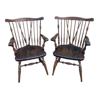 Ethan Allen Old Tavern Antiqued Pine Braceback Windsor Armchairs - a Pair (12-6010a) For Sale