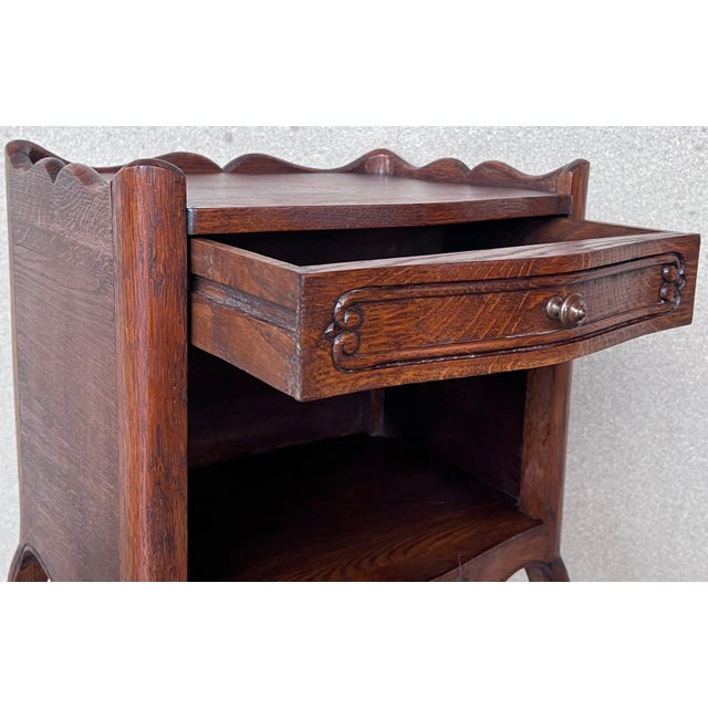 Brown Early 20th Century 20th Pair of Dark Walnut Nightstands Tables with Drawer and Open Shelf For Sale - Image 8 of 18