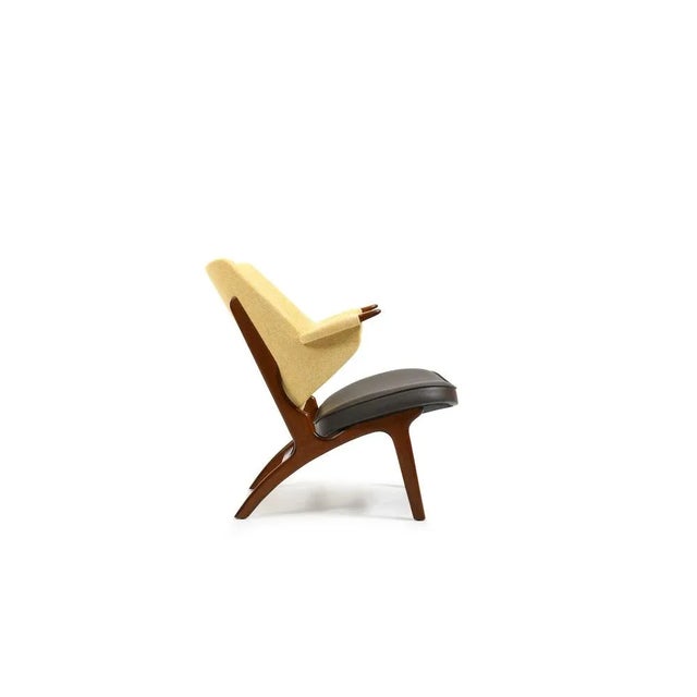 Easychair, model 33 by Carl Edward Matthes, 1952. Produced by CE Matthes Denmark. This chair was produced for only 15...