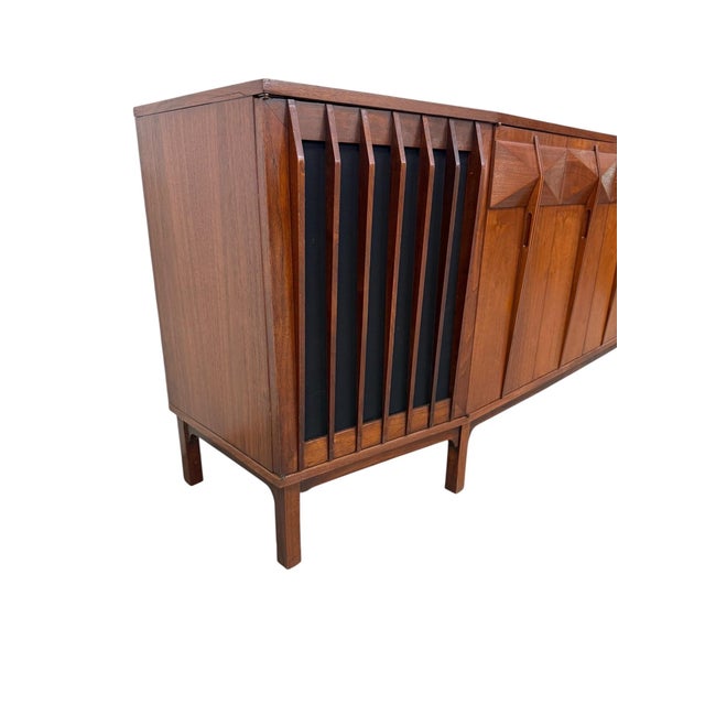 Mid-Century Modern Brazilian Style 2-Piece Walnut Bar Storage Cabinet For Sale - Image 4 of 15