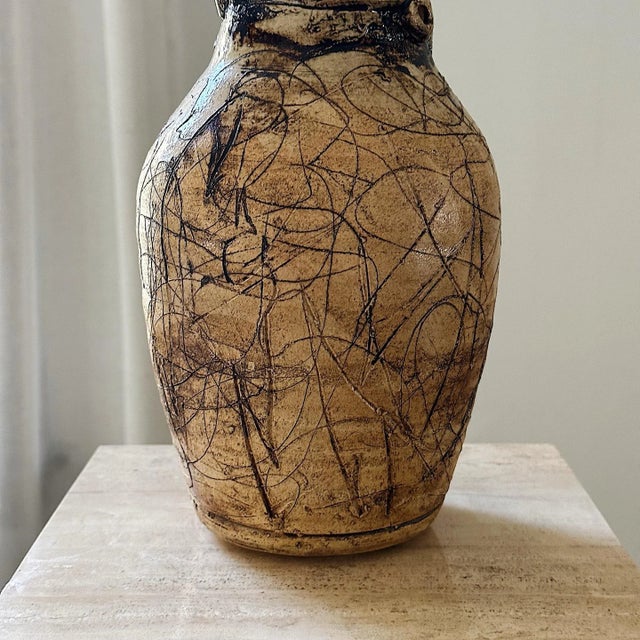 工芸品 Vintage vase from artec Chinese Cizhou Kiln Vase Porcelain Bisque Matte Sgraffito