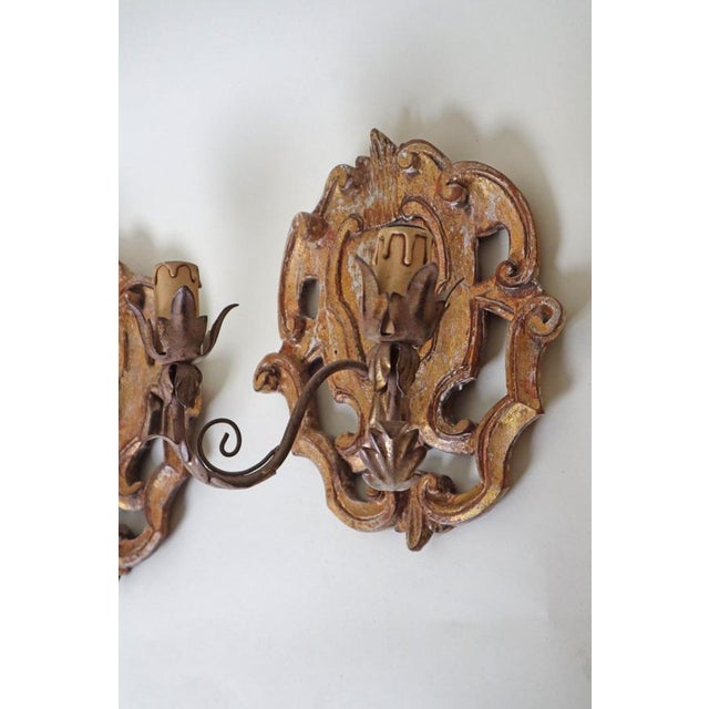 Hand-Carved Louis XIV Baroque Style Wall Sconces, Italy, 1950s, Set of 2 For Sale - Image 9 of 15