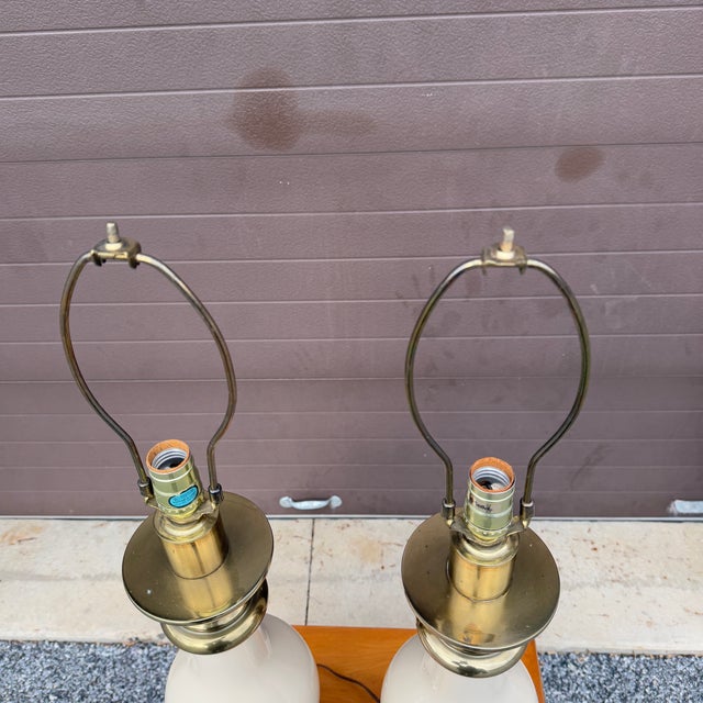 Vintage Stiffel Beige Porcelain and Brass Table Lamps - A Pair For Sale - Image 16 of 18