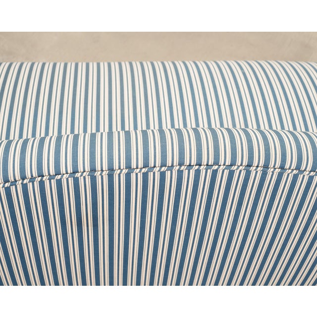 Georgian Chippendale Style Mahogany Upholstered Window Bench For Sale - Image 17 of 18