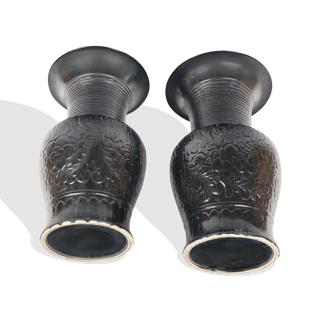 Late 20th Century Chinese Black Glazed Porcelain Dragon Vases – A Pair For Sale - Image 11 of 12