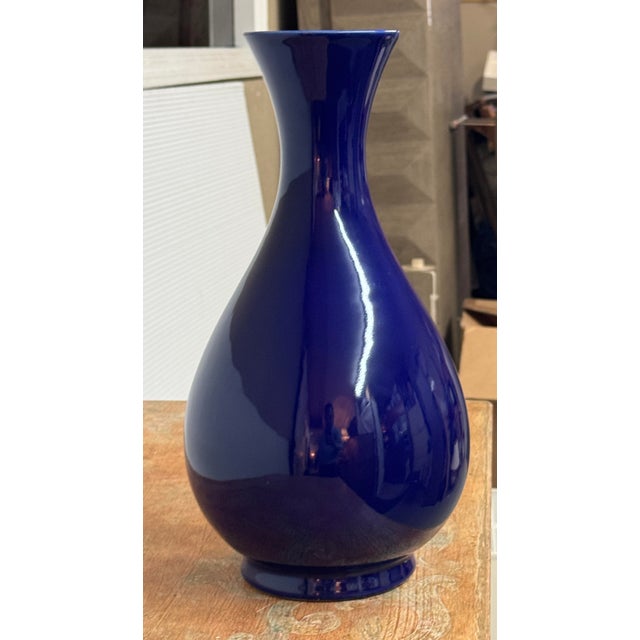 Blue Martino Interiors Pipa Form Glazed Ceramic Vase For Sale - Image 8 of 12