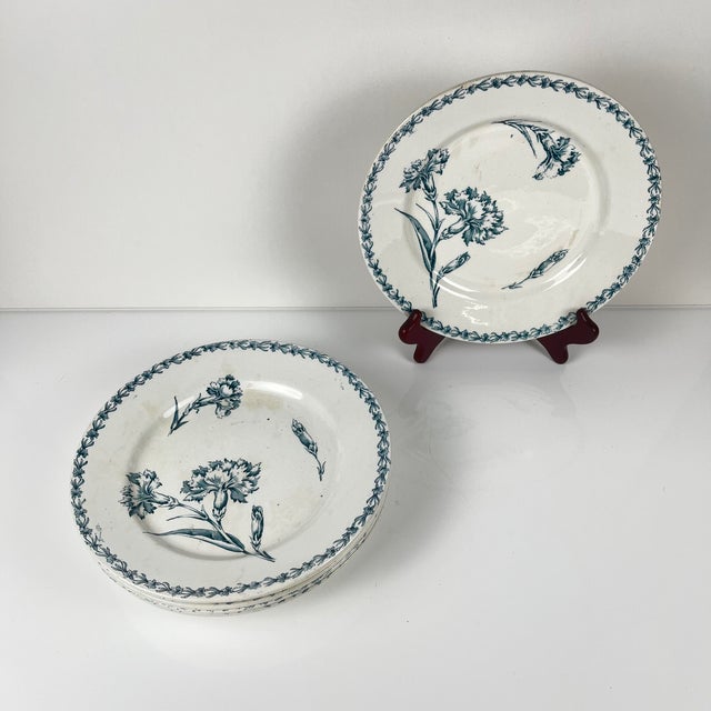 Earthenware Oeillet Dinner Plates from KG Lunéville, 19th Century, Set of 6 For Sale - Image 3 of 14