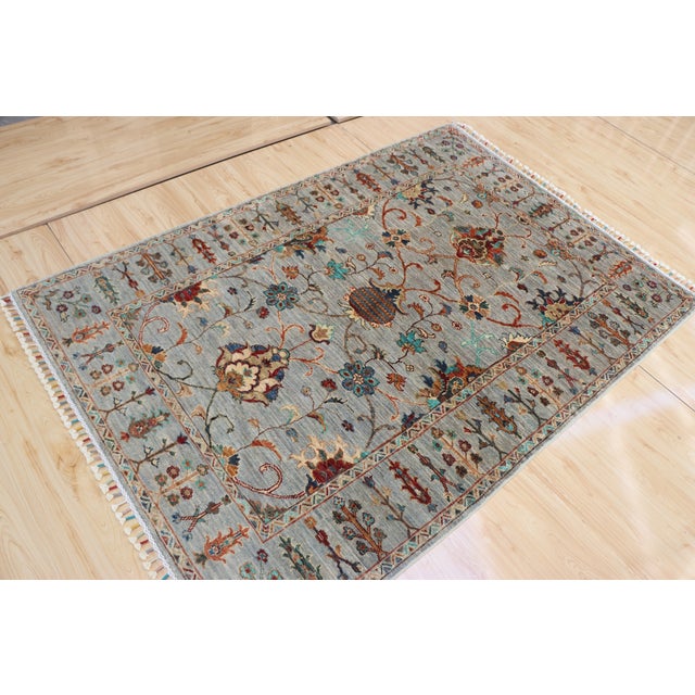 Ivory Persian Ziegler Sultanabad Rug – 4'1" X 6'1" For Sale - Image 8 of 8
