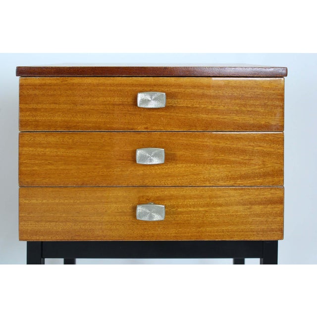 Mid-Century Modern Czechoslovakian Mahogany Nightstands by Up Závody, 1970s, Set of 2 For Sale - Image 6 of 18