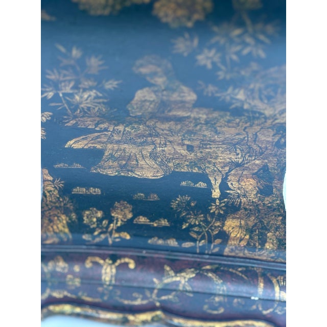 Mid 20th Century Chinoiserie Styled Black and Gold Accent Table Lamp For Sale In Dallas - Image 6 of 8