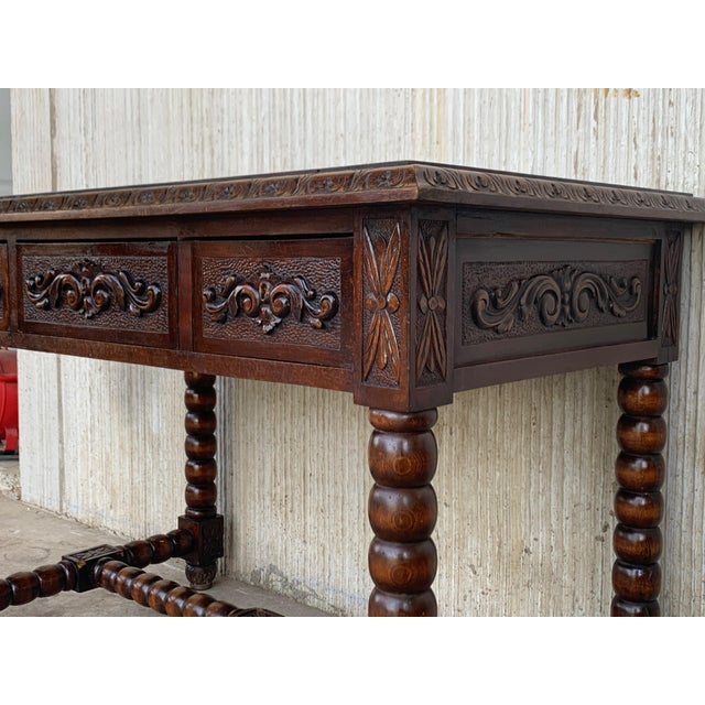 1900 - 1909 20th Century Spanish Baroque Style Oak Library Table For Sale - Image 5 of 12