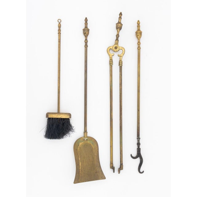 Federal Style Brass Fireplace Tools Set, 5 Pcs. For Sale In New York - Image 6 of 15