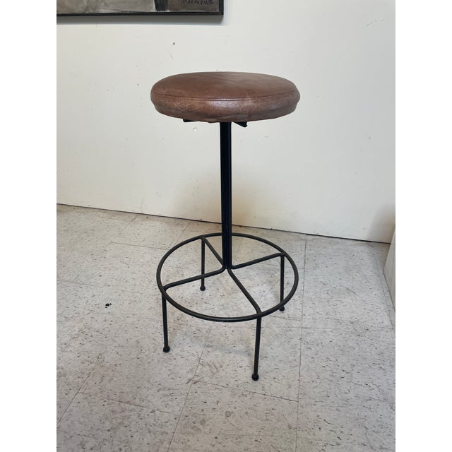 Mid-Century Modern Swivel Barstool in the Style of Frederic Weinberg For Sale - Image 3 of 5