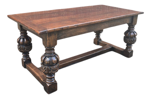Elizabethan Farmhouse Dining Table in Oak