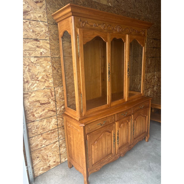 1990s Ethan Allen Legacy Collection China Hutch Lighted Chairish