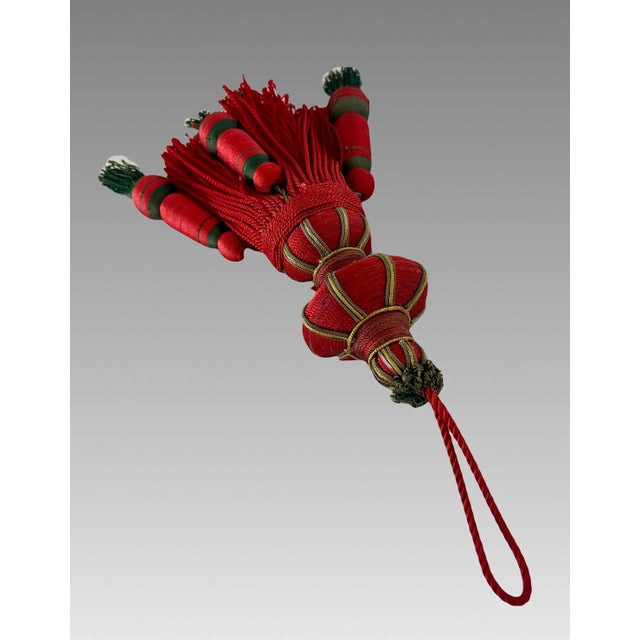 Large Hand Made "Mughal" Red, Green and Gold Cabinet / Door Tassel / Tie Back For Sale In Tampa - Image 6 of 6