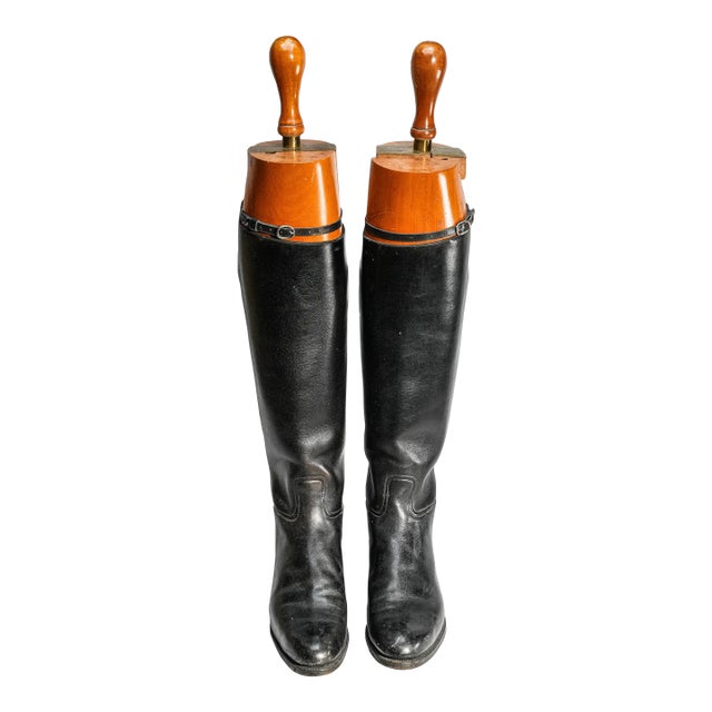 Nice Classic Antique English Black Leather Riding Boots With Wood Trees Home Decor Prop For Sale