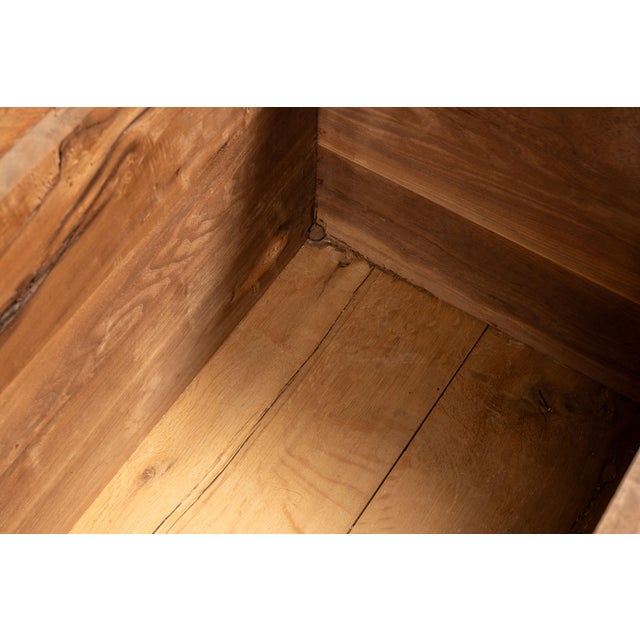 1910s Early American Dovetail Linen Chest For Sale - Image 5 of 11