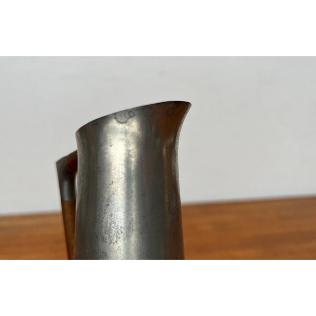 Mid-Century Pewter Carafe Vase with Teak Handle from K.M.D. Tiel Royal Holland Pewter, 1960s For Sale - Image 17 of 18