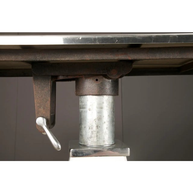 Industrial Shor-Line Hydraulic Lift Operating Table, Usa, C. 1958 For Sale - Image 16 of 16