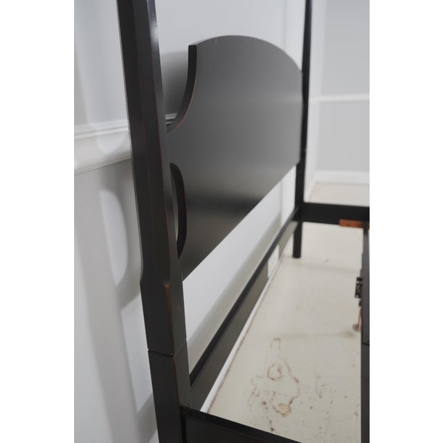Stickley Black Pencil Point Queen Size Bed For Sale In Philadelphia - Image 6 of 17