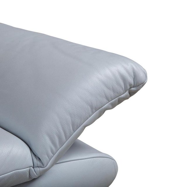 Leather Three-Seater Blue Ice Blue Manual Function Sofa by Koinor Rossini For Sale - Image 6 of 16
