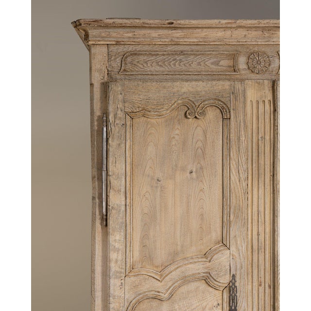 Early 19th Century France Louis XV Red Wood Armoires Wardrobes & Linen Presses For Sale In Greensboro - Image 6 of 10