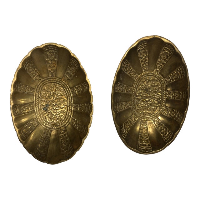 1980s Indian Brass Decorative Oval Trays/Dish - a Pair For Sale