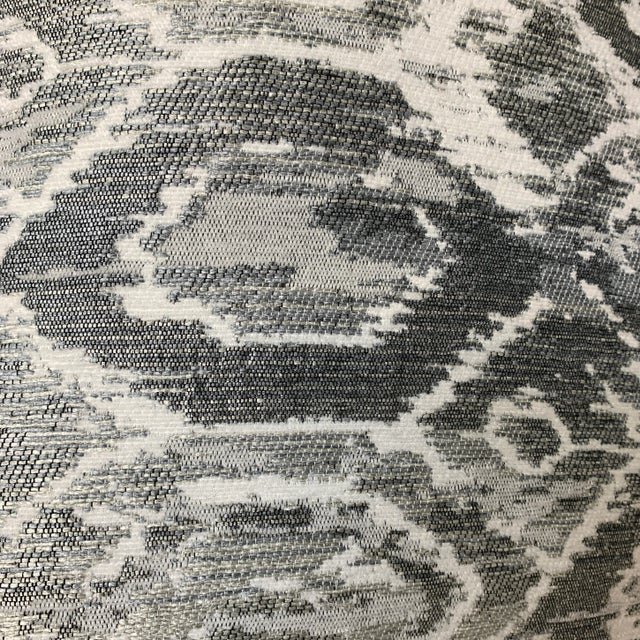 Contemporary 22” Gray and Thick White Woven Diamond Pattern New Pillow For Sale - Image 3 of 5