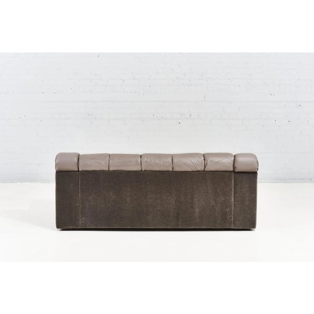 Textile Style Steve Chase Non Stop Channeled Tufted Sofa, 1970 For Sale - Image 7 of 10