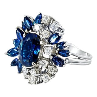 Late 20th Century 18K White Gold Sapphire Diamond Ring Band, Size 7.5 For Sale