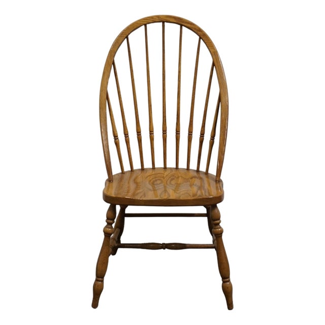 Thomasville Furniture Homecoming Collection Solid Oak Rustic Country Style Bowback Windsor Dining Side Chair 43821-845 For Sale