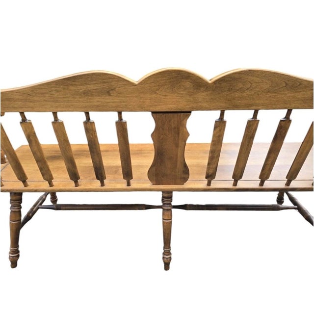 1960s Rockingham Maple Colonial Cattail Deacon's Bench Farmhouse For Sale - Image 11 of 17