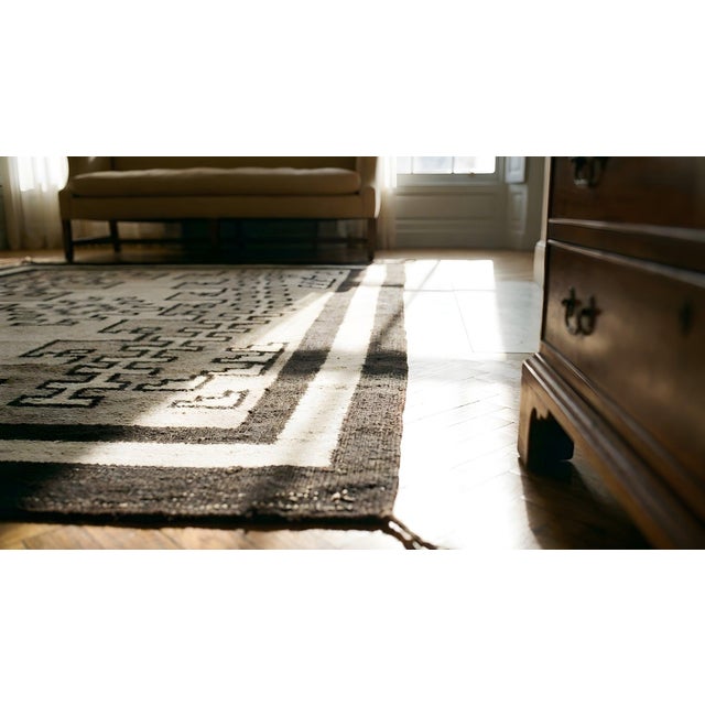 1940s Gray Beige Geometric Antique American Navajo Carpet 4'7" X 6' 10" Knotted Wool Rug For Sale - Image 11 of 12